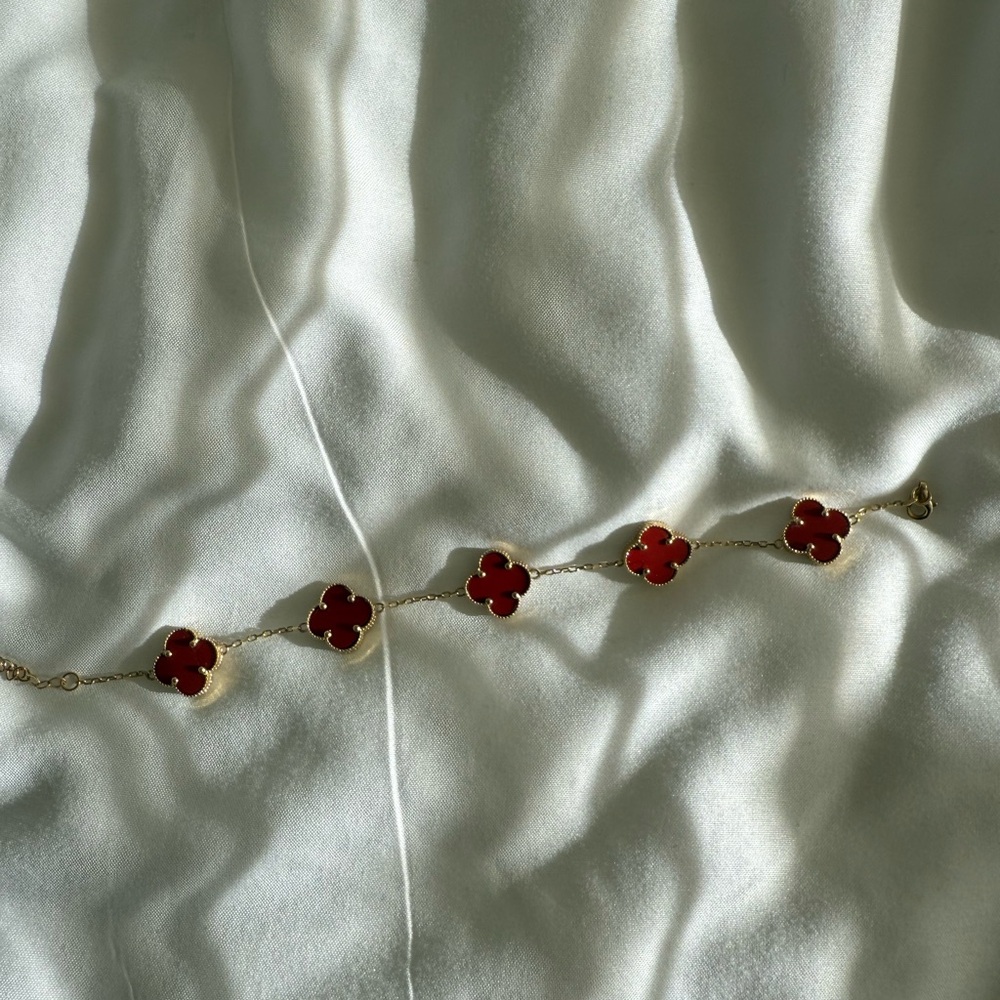 14K Elegant Red and Gold Clover Bracelet - Picture 5 of 8